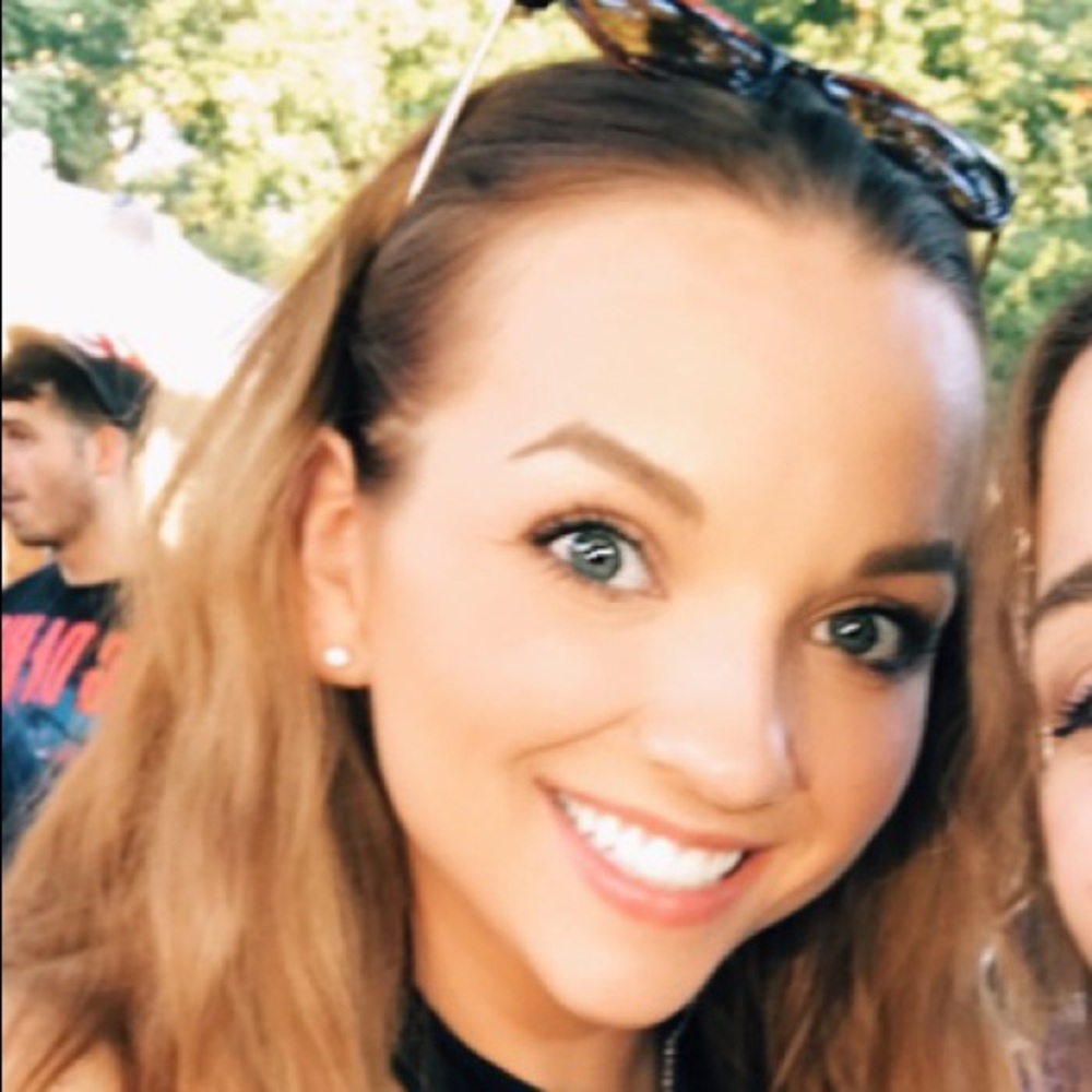 Meet your Posher, Jenna